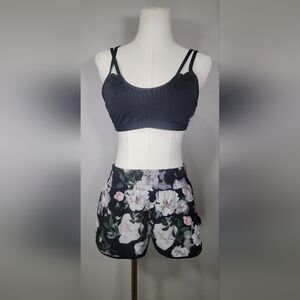 VSX Victoria Sport Women's Essential Black Floral Short, Size Sm